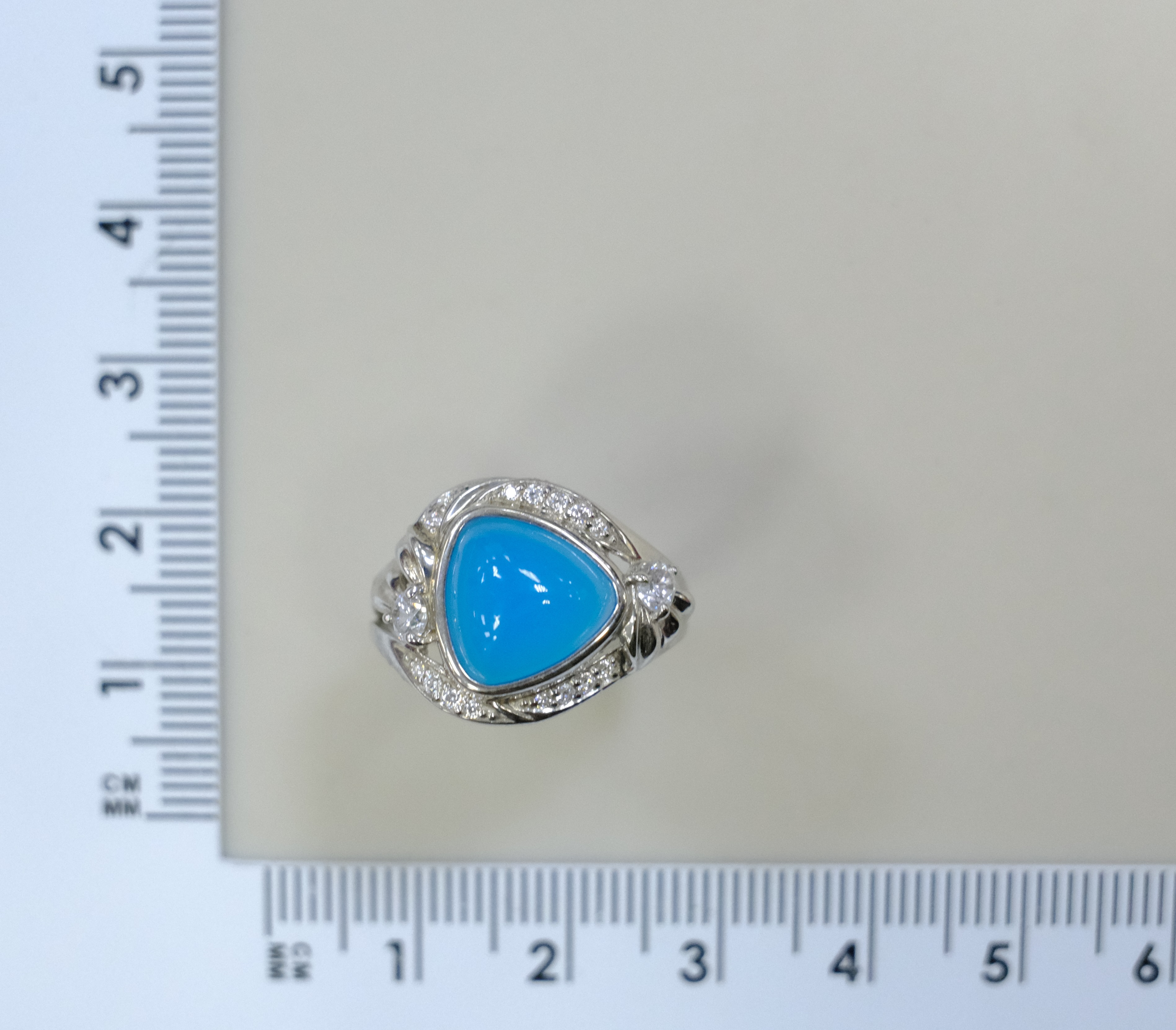 Серебряное кольцо с агатом